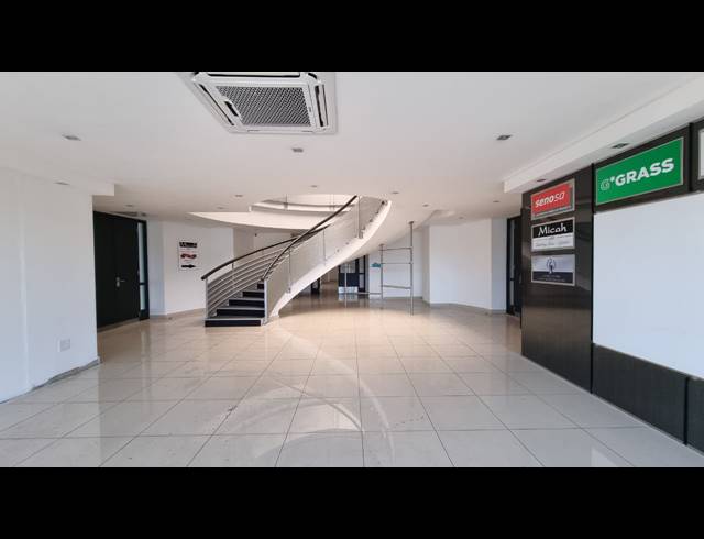 6,561M² WAREHOUSE TO LET IN HUGHES